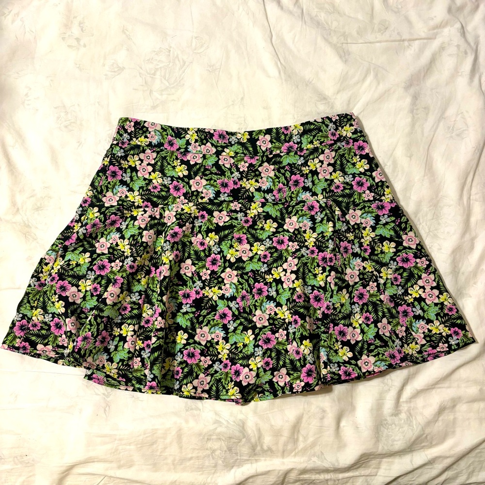 Zara Multicolor Floral Mini Skirt Size Medium